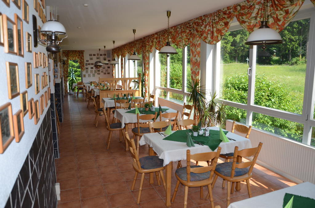Hotel Haus Oberland Массерберг Экстерьер фото