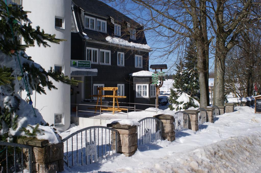 Hotel Haus Oberland Массерберг Экстерьер фото
