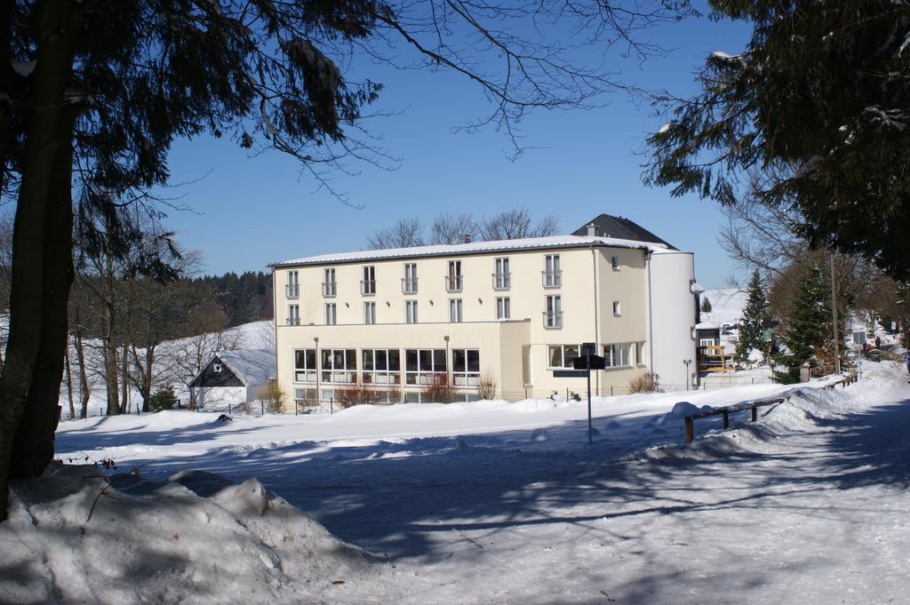Hotel Haus Oberland Массерберг Экстерьер фото