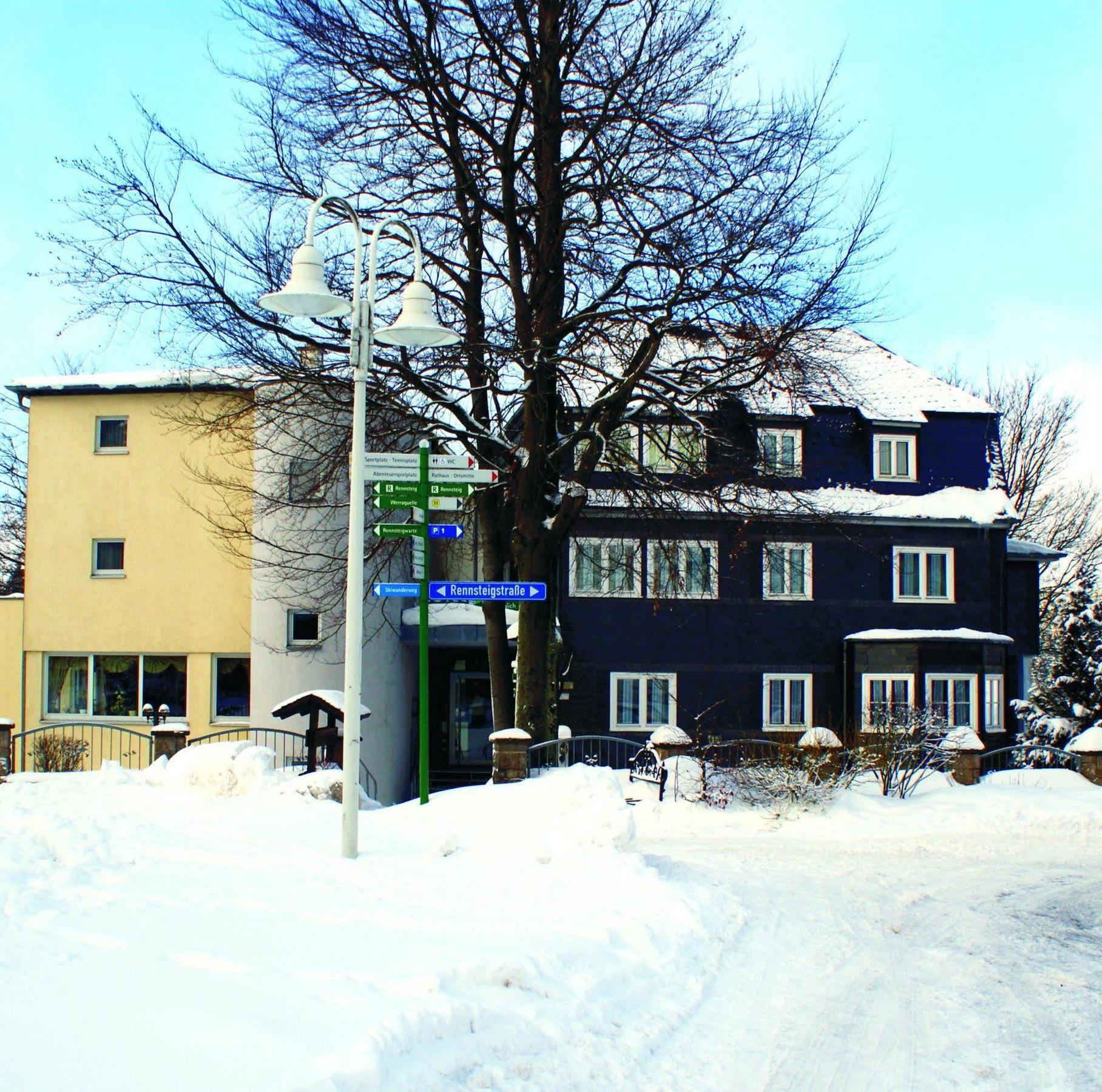 Hotel Haus Oberland Массерберг Экстерьер фото
